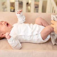 Hasfájós a kisbabám?